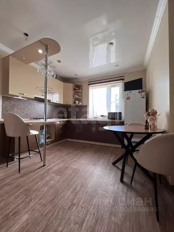 Дом в Ростовская область, Неклиновский район, Вареновское с/пос, с. ... - Фото 1