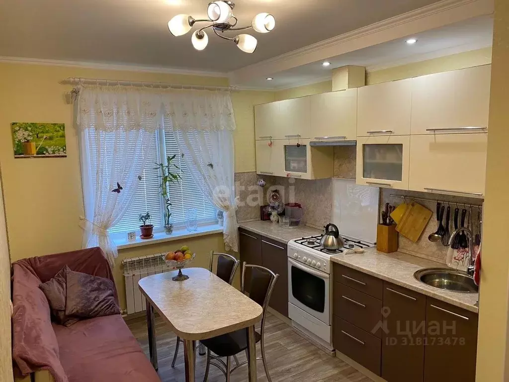 3-к кв. Мордовия, Саранск ул. Воинова, 42 (62.9 м) - Фото 0
