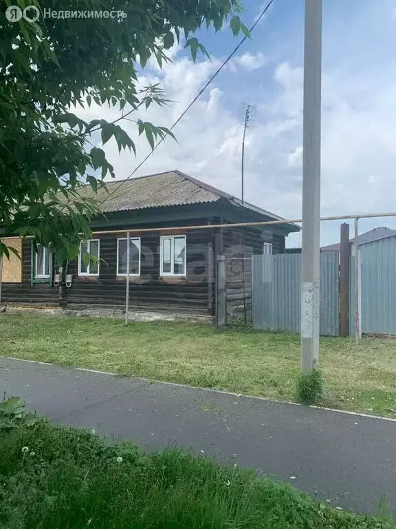 2-комнатная квартира: Далматово, Советская улица, 255 (41.8 м) - Фото 0
