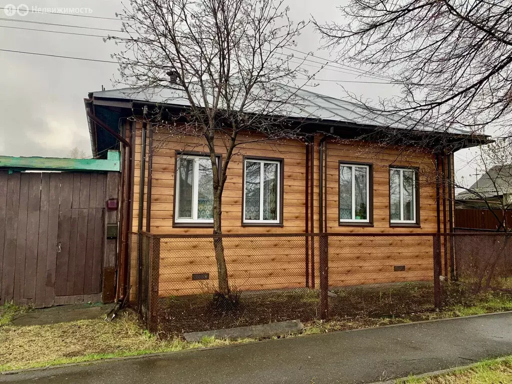 Дом в Ялуторовск, улица Агеева (62 м) - Фото 1