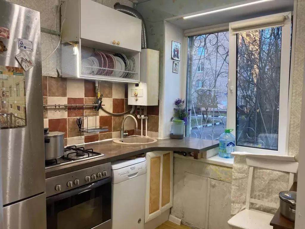 3-к кв. Московская область, Раменское Холодово мкр, 2-й кв-л, ул. ... - Фото 2