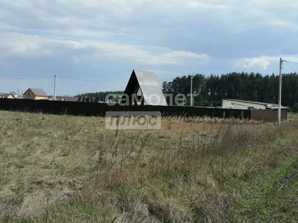 Участок в Липецкая область, Добровский муниципальный округ, с. ... - Фото 1