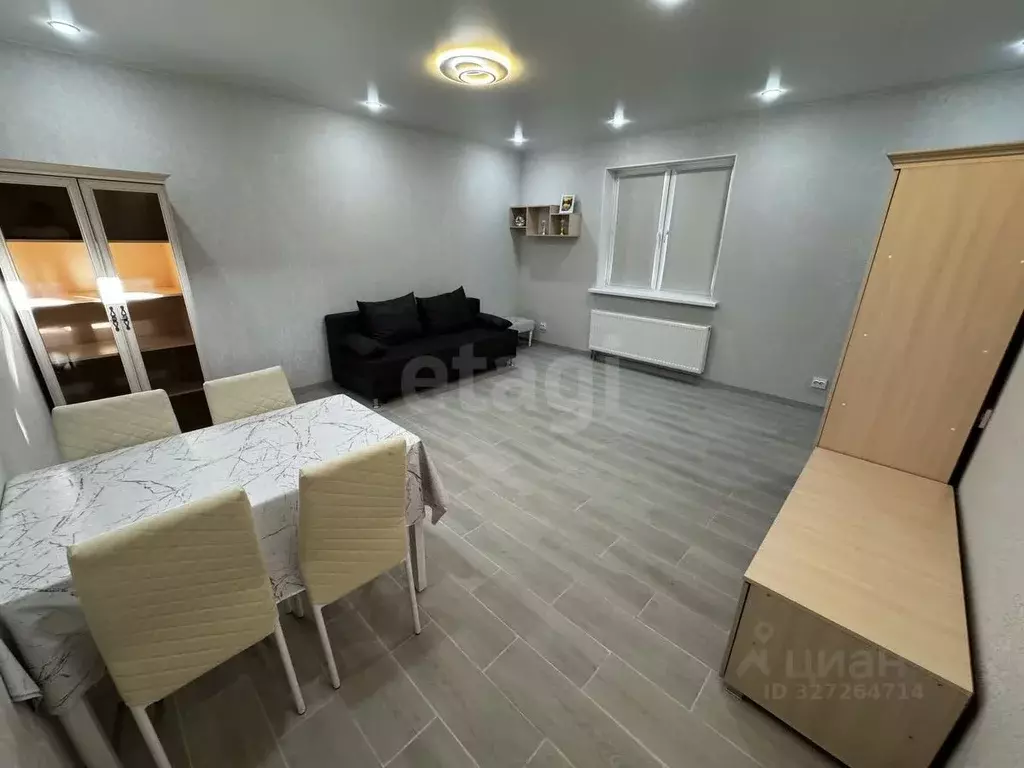 Дом в Тюменская область, Тюмень ул. Пархоменко (30 м) - Фото 1