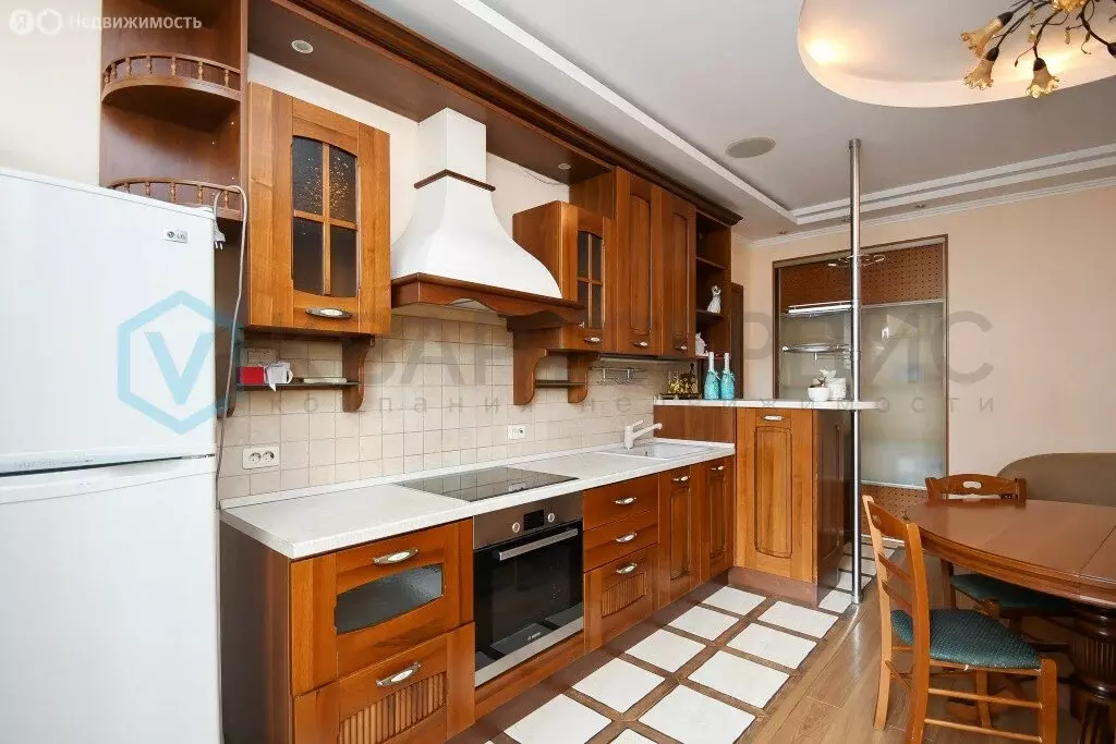 2-комнатная квартира: Омск, проспект Карла Маркса, 61/1 (69.9 м) - Фото 1