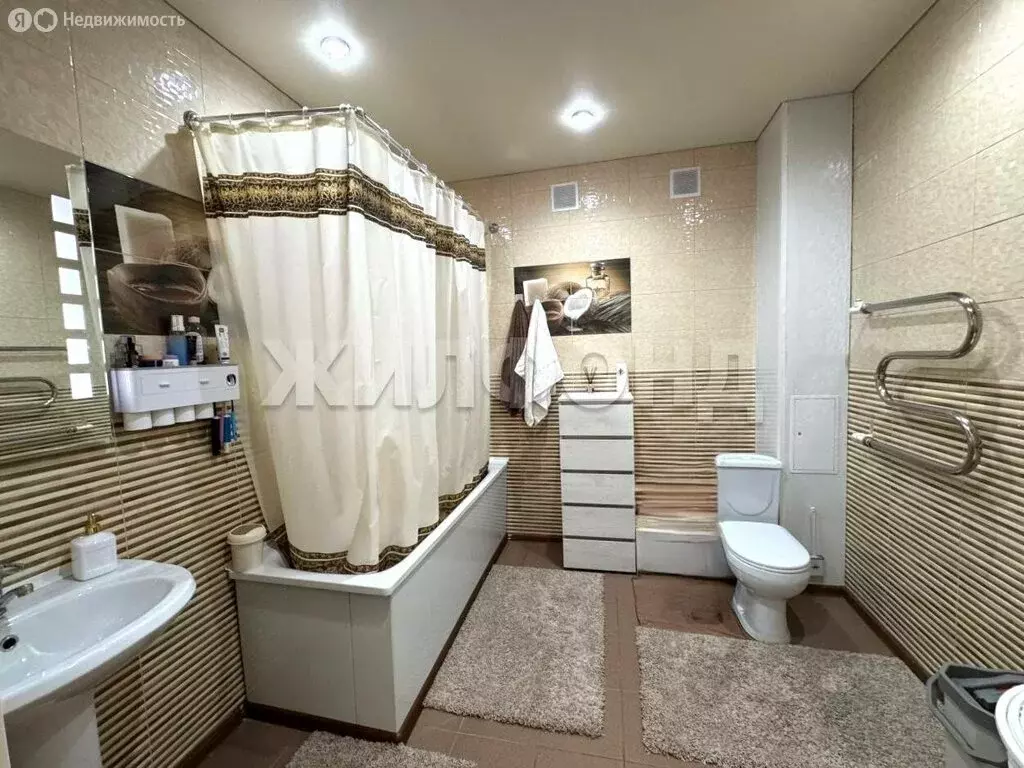 2-комнатная квартира: Черногорск, Юбилейная улица, 34 (86 м) - Фото 1