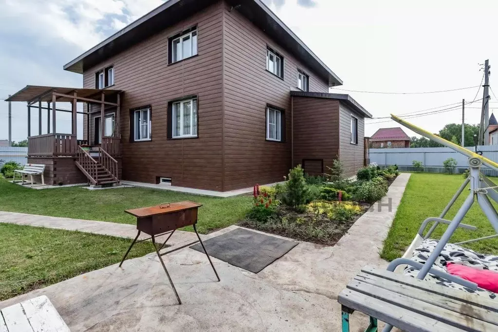 Коттедж в Челябинская область, Копейск ул. Журавлева, 28 (413 м) - Фото 1