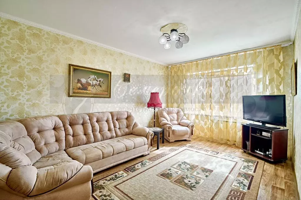 3-к. квартира, 63 м, 8/9 эт. - Фото 0