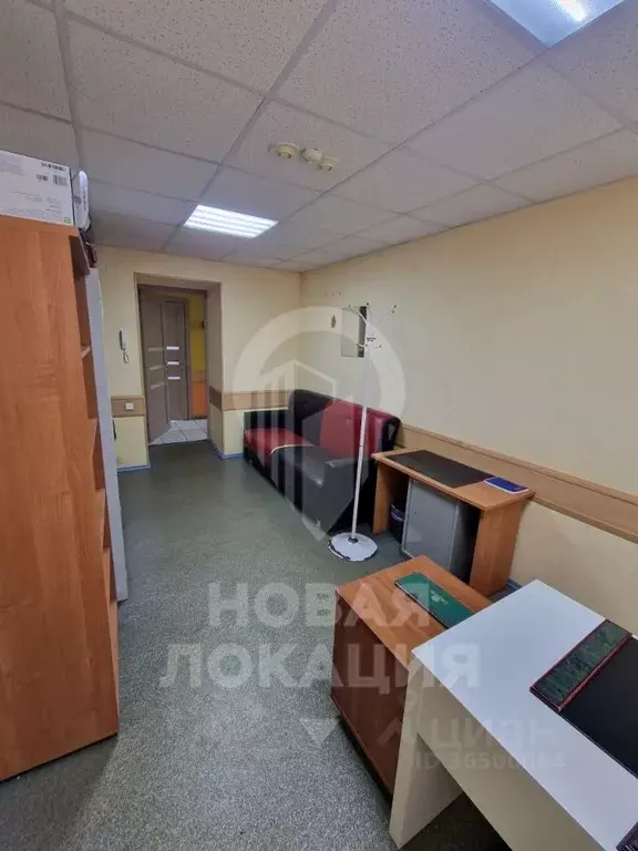 Офис в Омская область, Омск ул. Булатова, 100 (18.0 м) - Фото 1