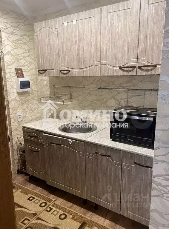 Комната Тюменская область, Тюмень ул. Республики, 216 (17.9 м) - Фото 1