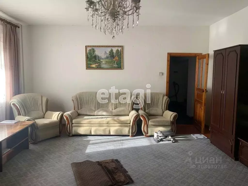 Дом в Крым, Сакский район, с. Орехово ул. Полевая (233 м) - Фото 1