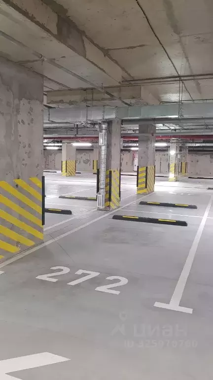 Гараж в Санкт-Петербург Лиговский просп., 242 (13 м) - Фото 0