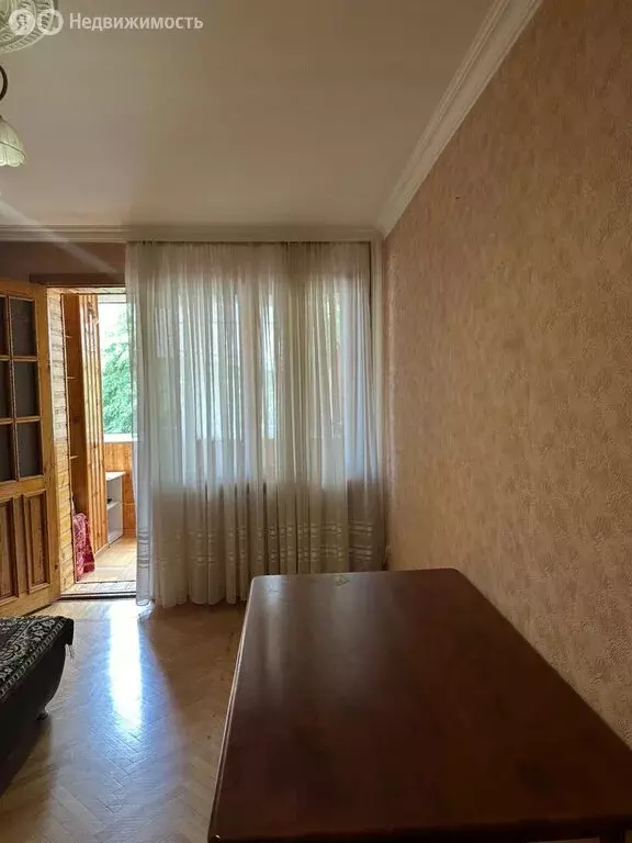 3-комнатная квартира: Владикавказ, улица Черняховского, 29к2 (68 м) - Фото 1