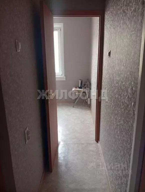 1-к кв. Новосибирская область, Новосибирск ул. Шукшина, 9 (30.0 м) - Фото 2