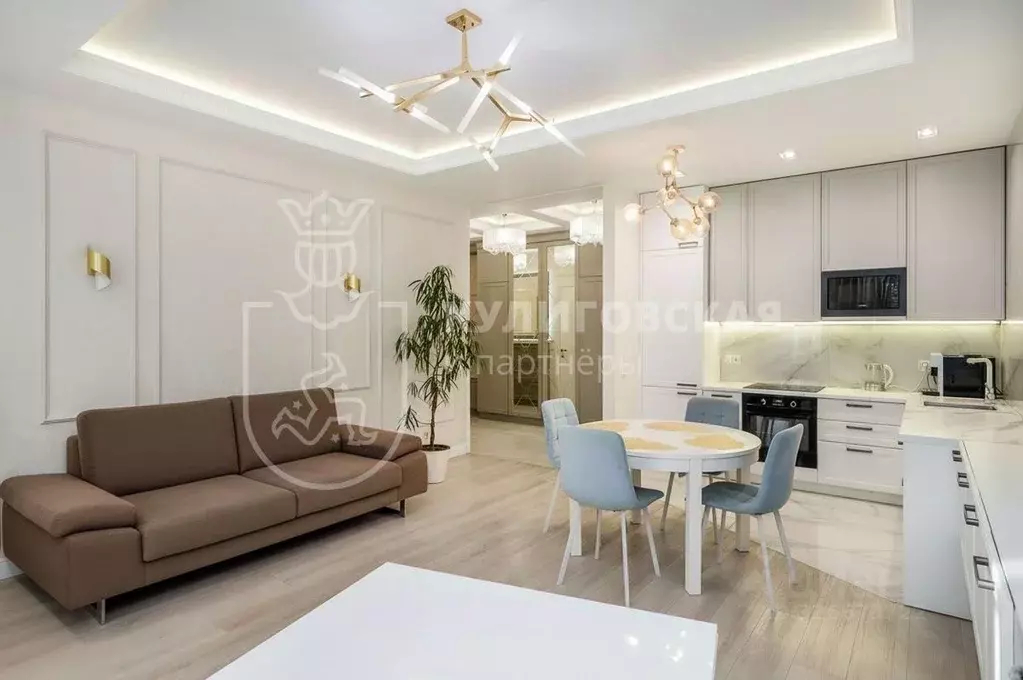 3-к кв. Свердловская область, Екатеринбург ул. Гоголя, 57 (93.5 м) - Фото 1