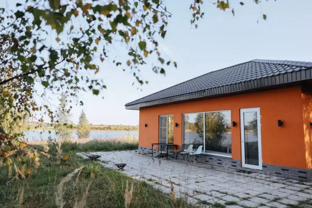 Дом в Тверская область, Зубцовский муниципальный округ, д. ... - Фото 1