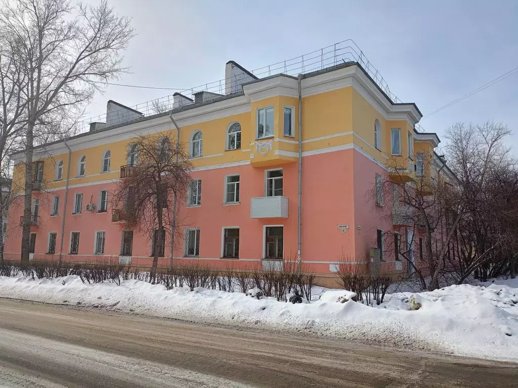 3-к кв. Иркутская область, Ангарск 52-й кв-л, 5 (75.3 м) - Фото 1