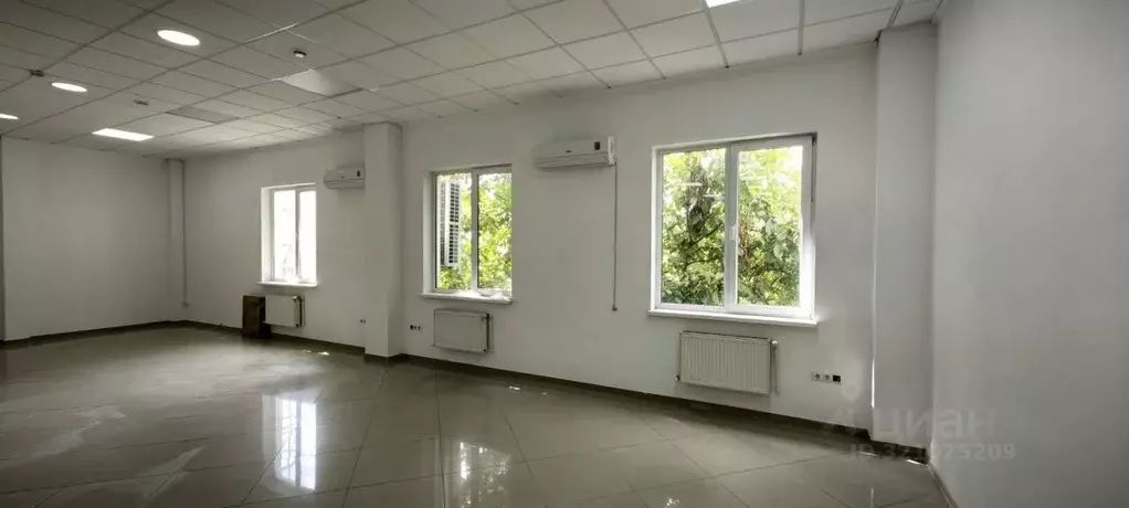 Офис в Краснодарский край, Новороссийск Цемдолина тер., ул. Ленина, 6В ... - Фото 1