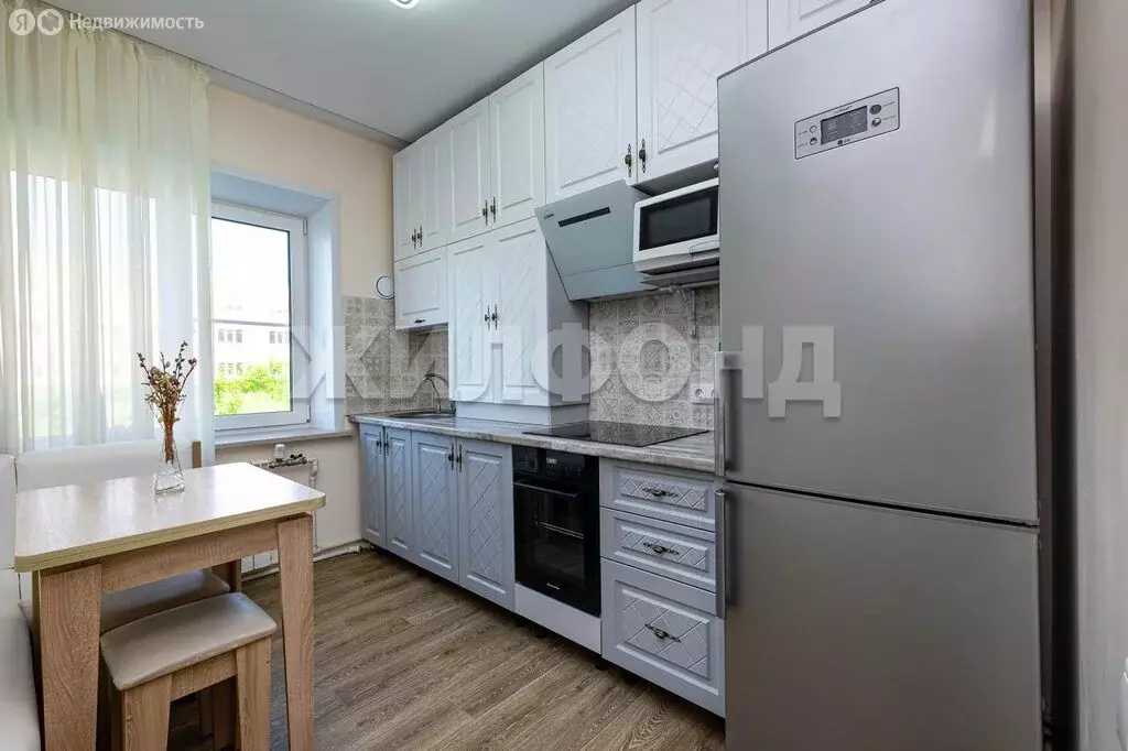 2-комнатная квартира: село Новолуговое, микрорайон Солнечный, 3 (38.9 ... - Фото 1