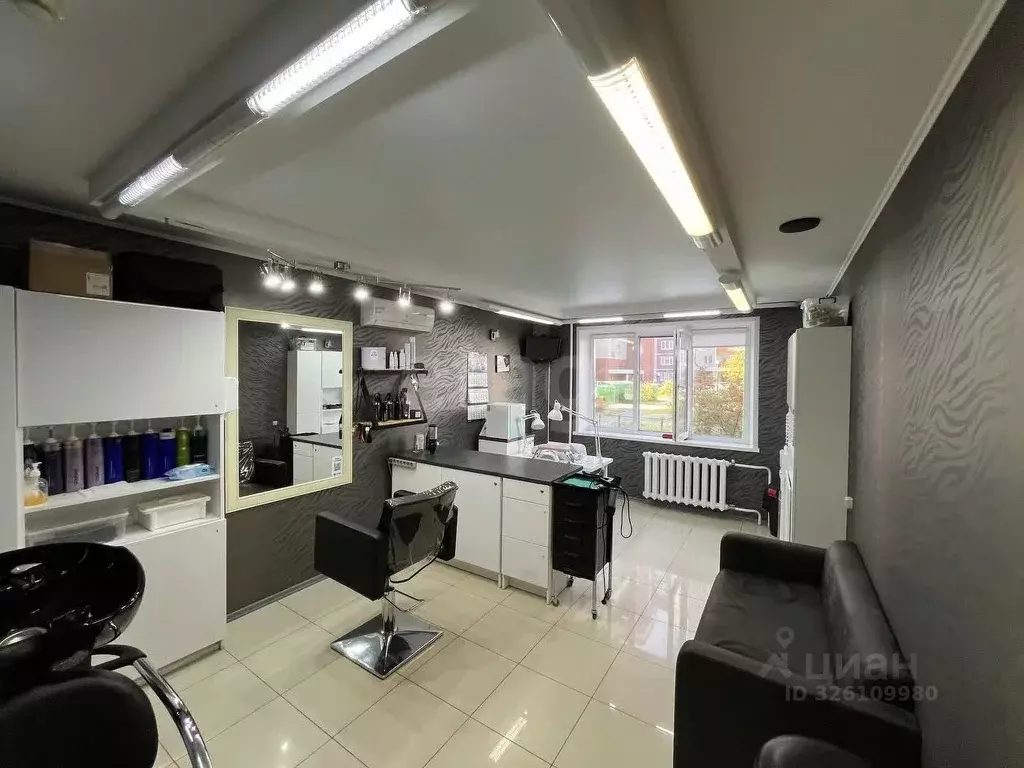 Офис в Тюменская область, Тюмень ул. Николая Семенова, 25 (89 м) - Фото 2