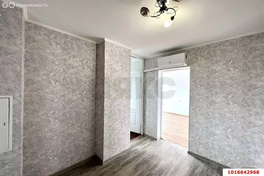 2-комнатная квартира: Краснодар, проезд Репина, 40 (56.6 м) - Фото 1