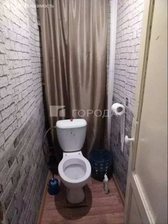 4-комнатная квартира: Барнаул, микрорайон ВРЗ, Водопроводная улица, ... - Фото 2