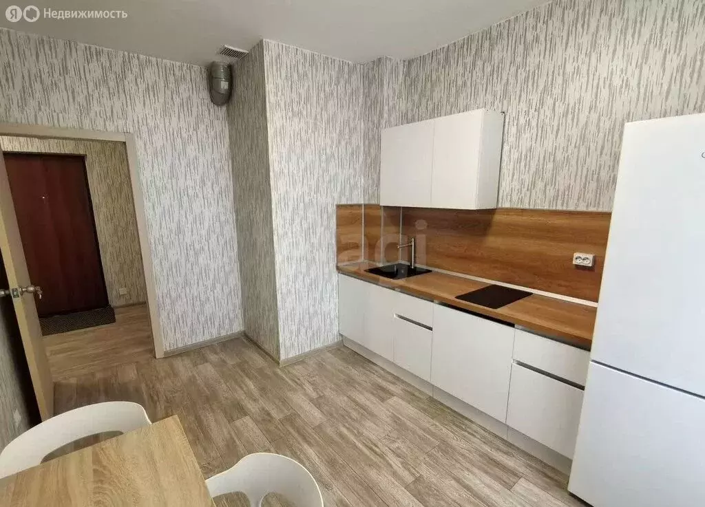 1-комнатная квартира: Красноярск, Караульная улица, 39А (35.4 м) - Фото 1