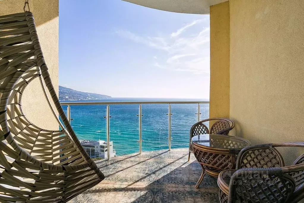 2-к кв. Крым, Ялта Приморский парк имени Гагарина кв-л, 10 (77.0 м) - Фото 1