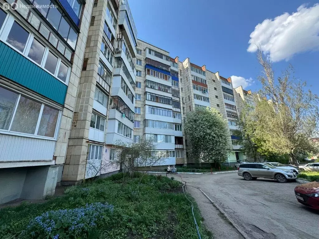 1-комнатная квартира: Октябрьский, 35-й микрорайон, 19 (38 м) - Фото 1