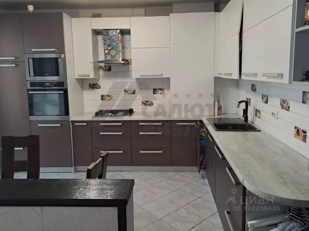 4-к кв. Калининградская область, Гурьевский муниципальный округ, пос. ... - Фото 1