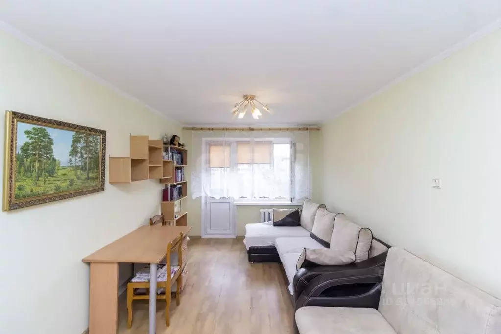 3-к кв. Тюменская область, Тюмень ул. Самарцева, 34 (61.8 м) - Фото 1