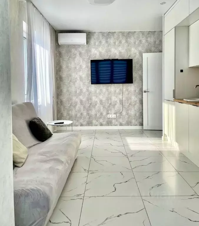 2-к кв. Тюменская область, Тюмень ул. Мельникайте, 2к3 (55.0 м) - Фото 1