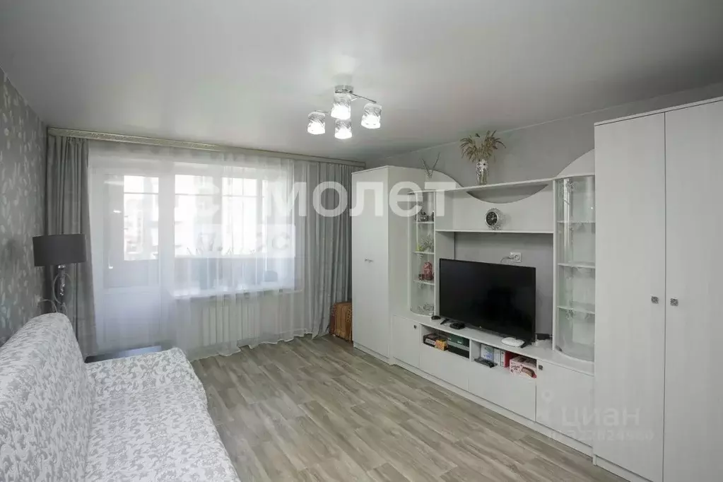 3-к кв. Кемеровская область, Кемерово ул. Веры Волошиной, 28 (61.0 м) - Фото 0