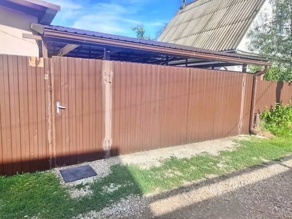 Дом в Саратовская область, Энгельсский район, Красноярское ... - Фото 2