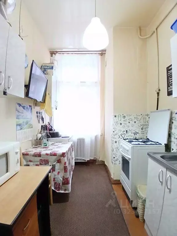 Комната Свердловская область, Екатеринбург ул. Чапаева, 14к7 (21.6 м) - Фото 2