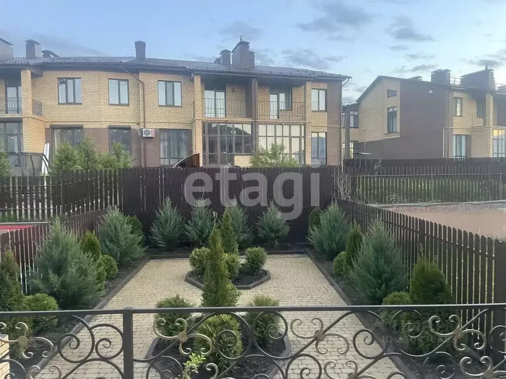 Дом в Брянская область, Брянский район, пос. Мичуринский ул. ... - Фото 1