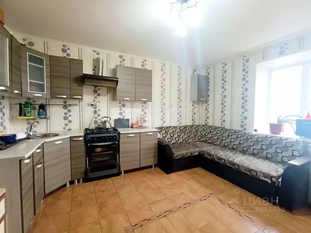 3-к кв. Смоленская область, Вязьма ул. Калинина, 1 (92.8 м) - Фото 1