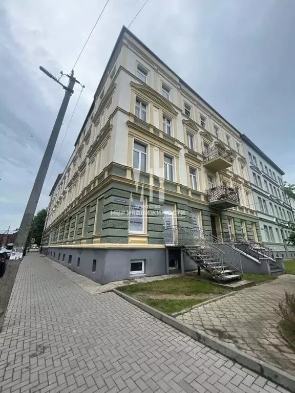 2-к кв. Калининградская область, Советск ул. Луначарского, 22 (72.5 м) - Фото 0