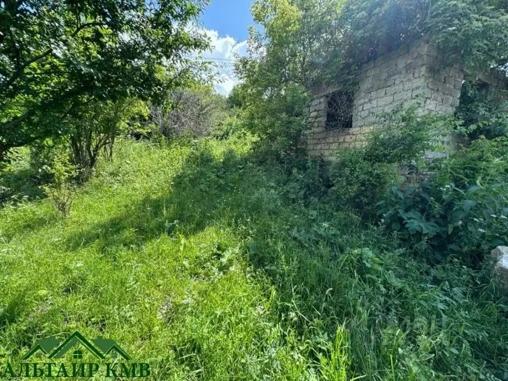 Участок в Ставропольский край, Кисловодск городской округ, пос. ... - Фото 0