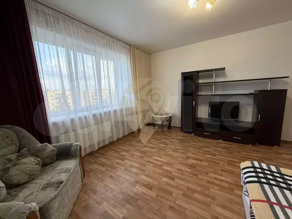 1-к. квартира, 42 м, 9/9 эт. - Фото 0