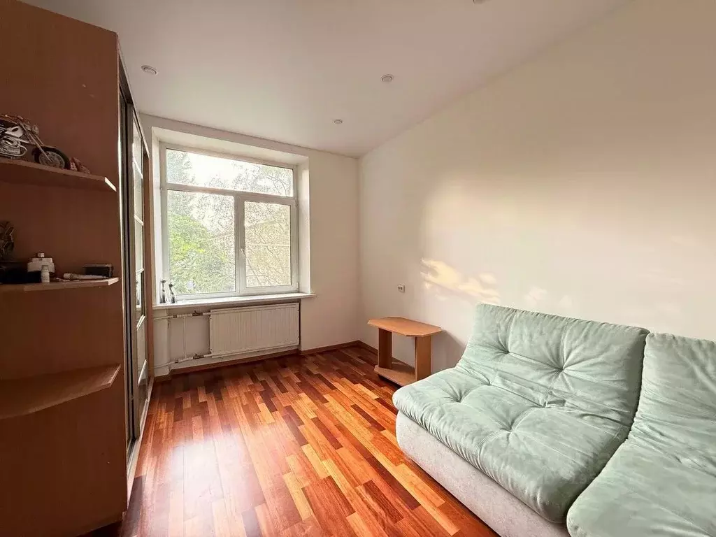 3-к кв. Санкт-Петербург просп. Елизарова, 21 (74.6 м) - Фото 0