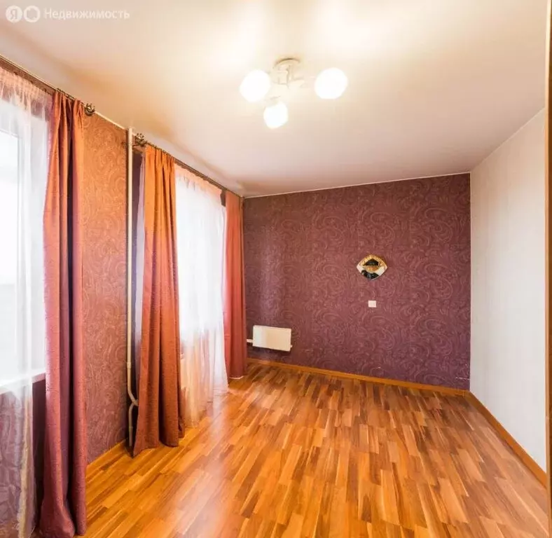 3-комнатная квартира: Екатеринбург, Ярославская улица, 21 (82.7 м) - Фото 2