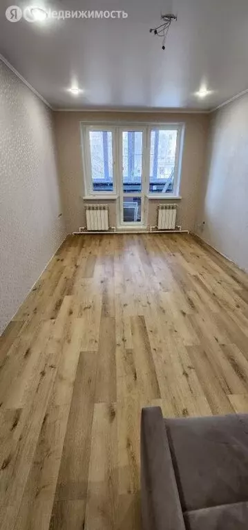 3-комнатная квартира: Челябинск, улица Суркова, 16 (63.5 м) - Фото 1