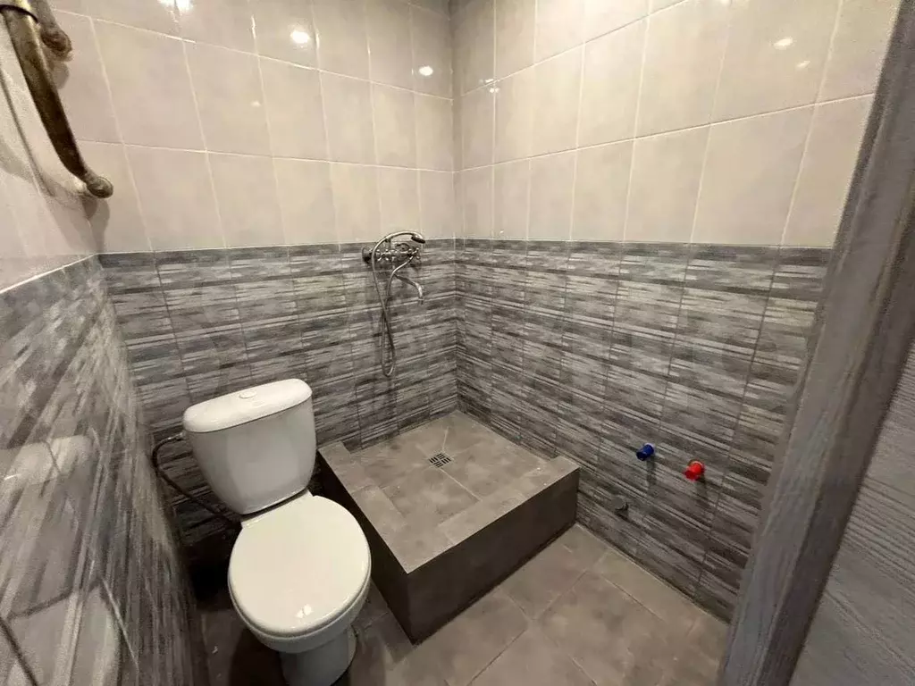 Квартира-студия, 11 м, 1/9 эт. - Фото 1