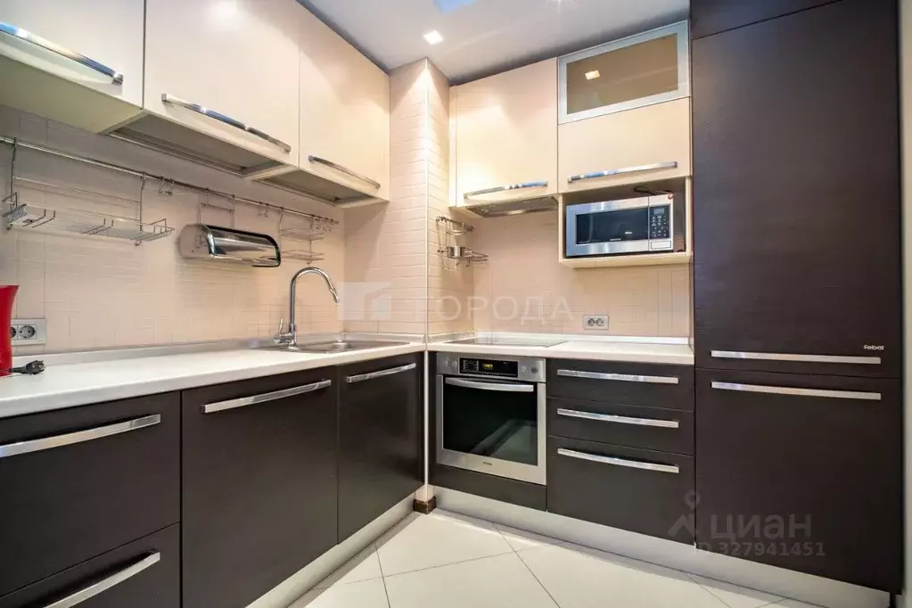 3-к кв. Новосибирская область, Новосибирск Овражная ул., 4 (69.0 м) - Фото 1