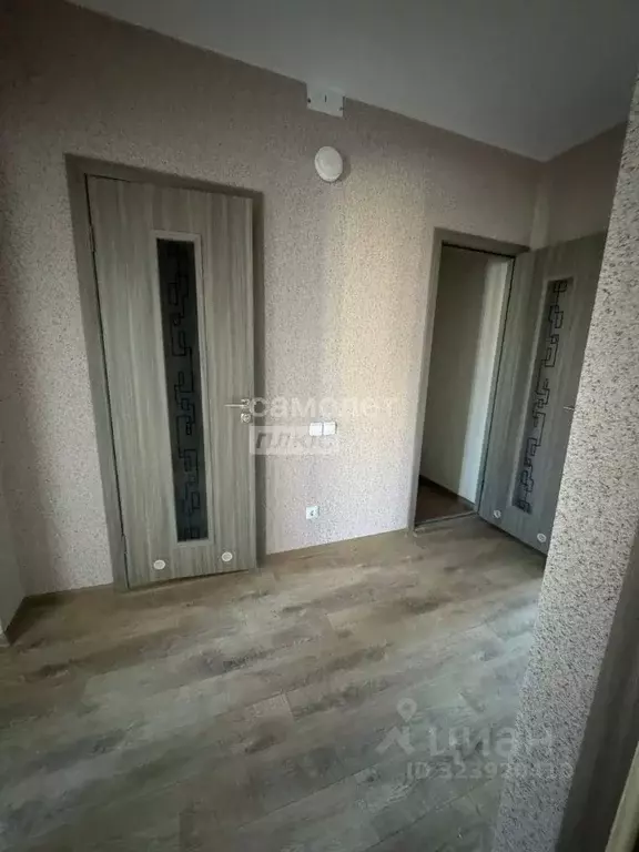 2-к кв. Омская область, Омск проезд 4-й Амурский, 15 (57.4 м) - Фото 1