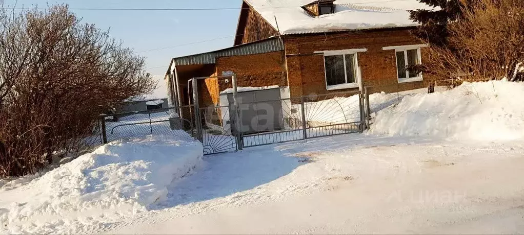 Дом в Кемеровская область, Прокопьевск Международная ул., 27 (58 м) - Фото 2