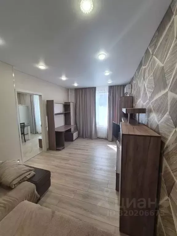 2-к кв. Волгоградская область, Волгоград ул. Быстрова, 100 (50.0 м) - Фото 1