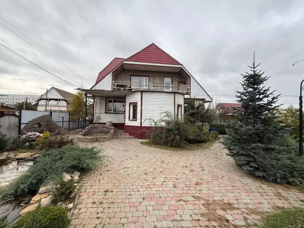 Дом в Курганская область, Курган Шатровский пер., 50А (165 м) - Фото 1