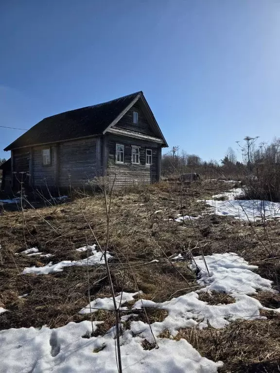 Дом в Ленинградская область, Волховский район, Потанинское с/пос, д. ... - Фото 1