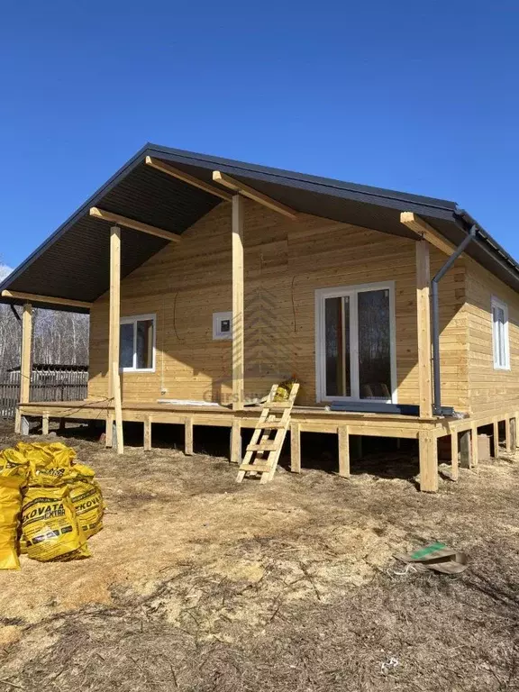Дом в Красноярский край, Сосновоборск 30-й мкр,  (120 м) - Фото 1